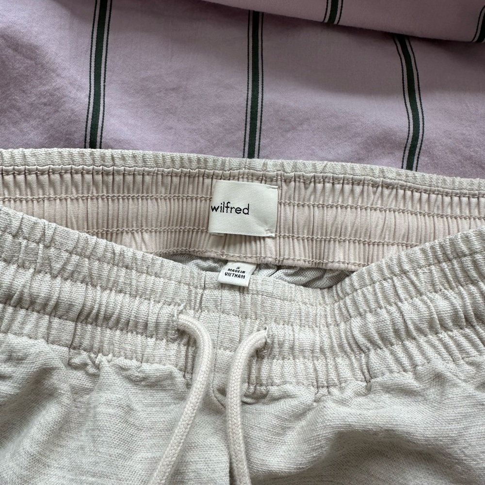 Lodge aritzia Cream Trousers - Picture 2 of 5